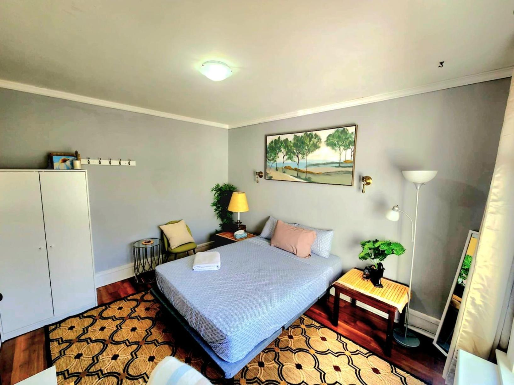 Merj'S Guest House In Wolesly Winnipeg Extérieur photo