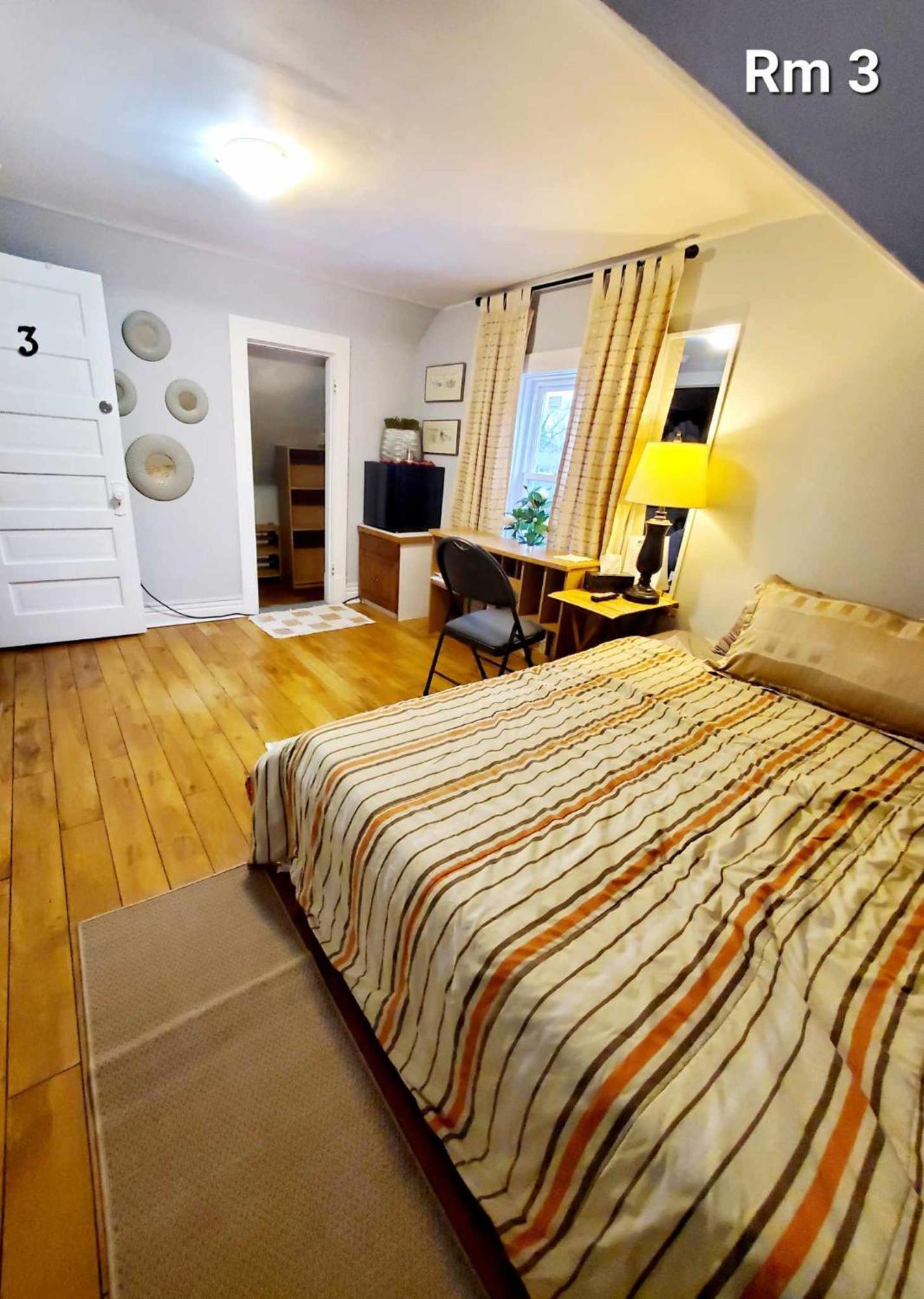 Merj'S Guest House In Wolesly Winnipeg Extérieur photo