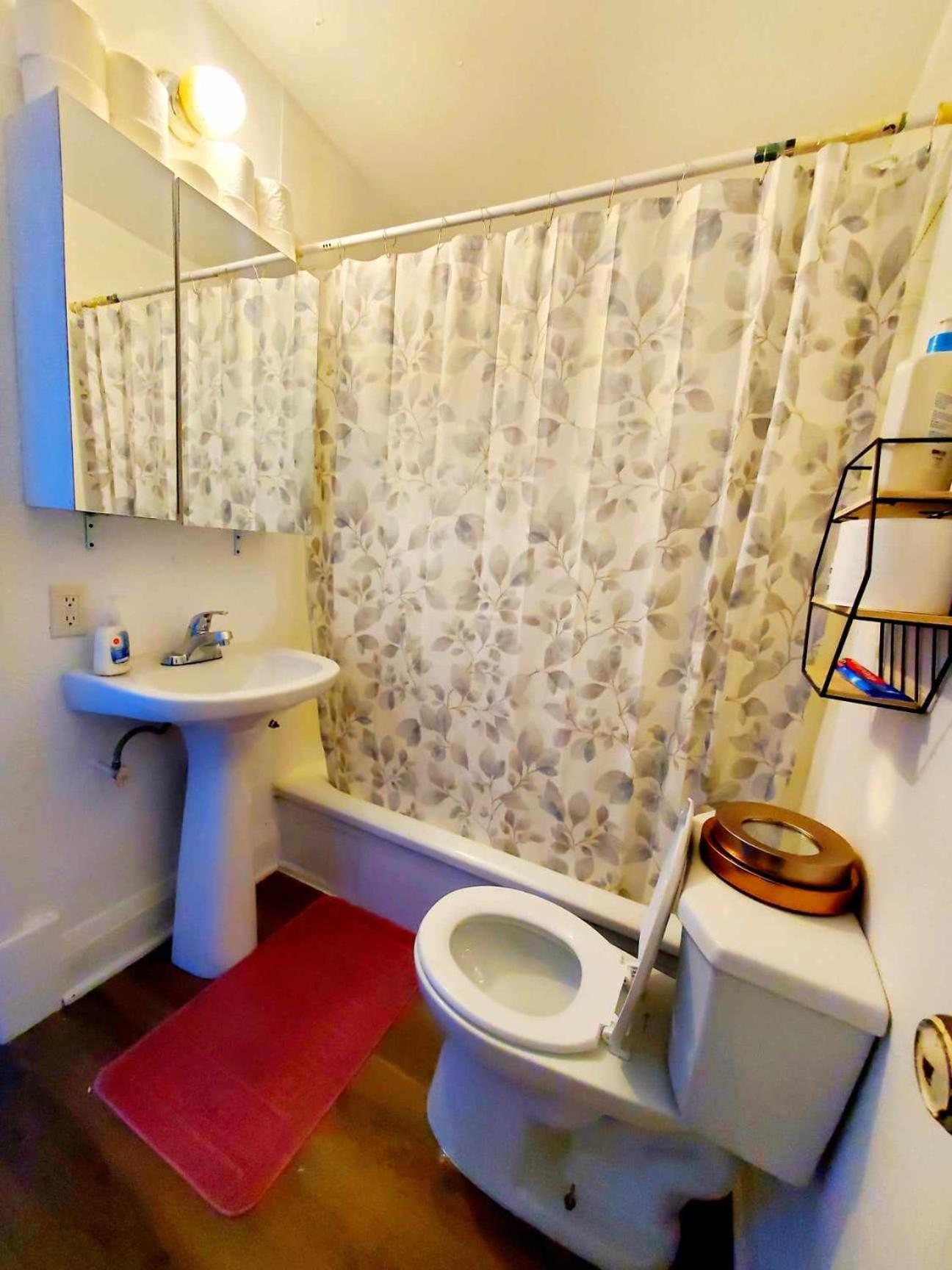 Merj'S Guest House In Wolesly Winnipeg Extérieur photo